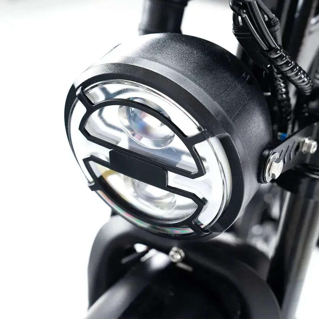 OUXI C90 - Schwarz (inkl. Fußrasten, Frontgepäckträger &amp; Alarmanlage)